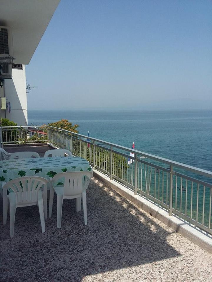 Appartamento To Pithari Skála Marión Esterno foto